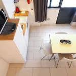 Apartman Primopiano - Acerenza Flats Milánó